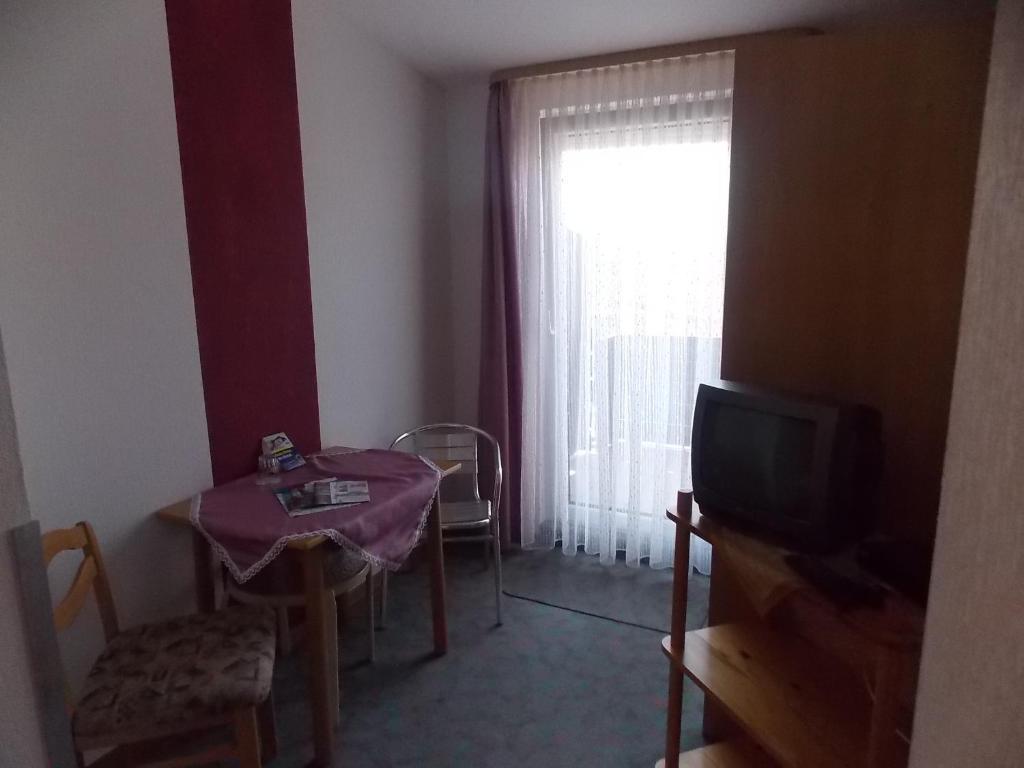 Gasthof Rhoenperle Kothen  Szoba fotó
